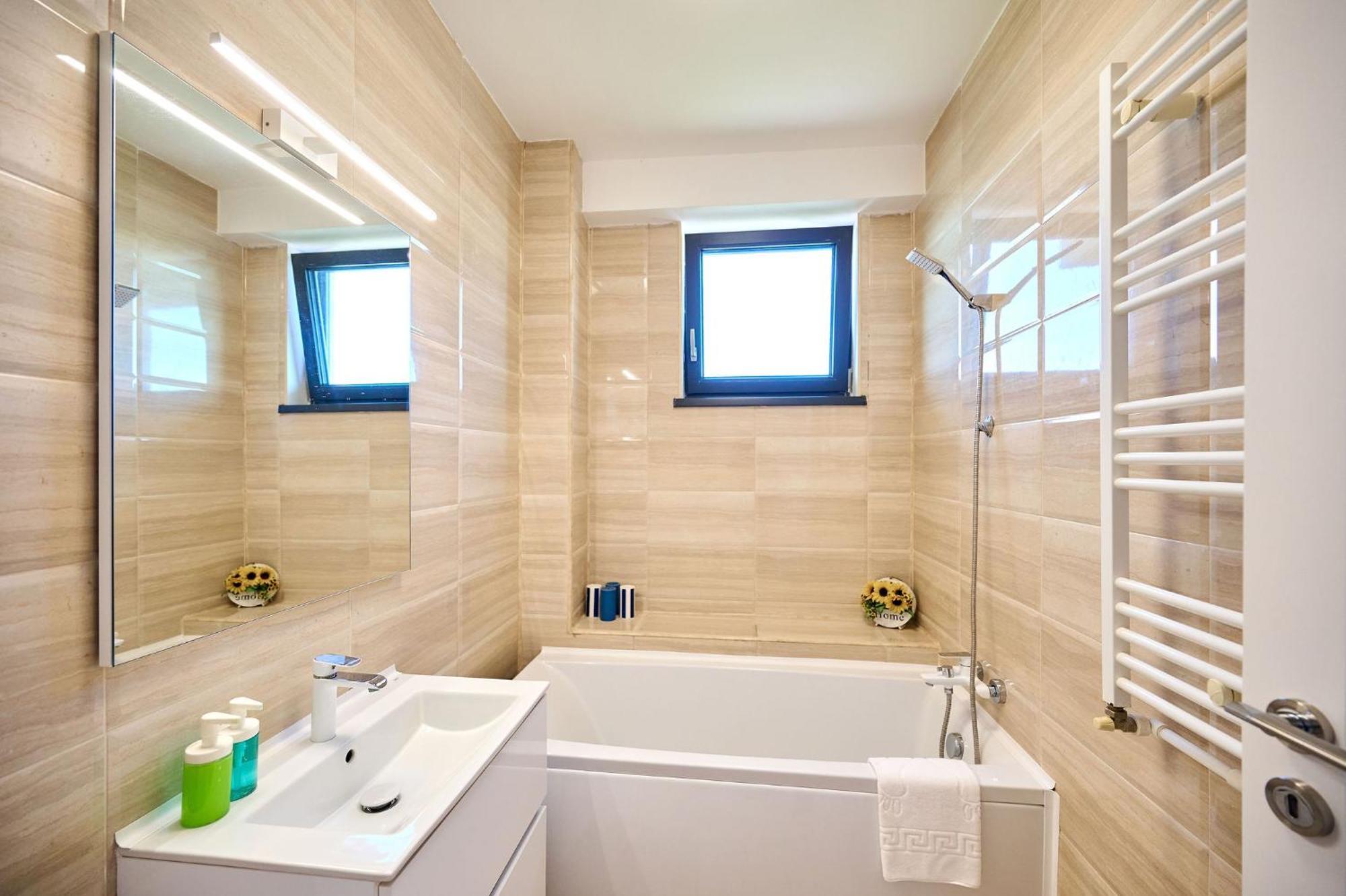 Apartament Summerland Vedere La Mare Mamaia Bagian luar foto