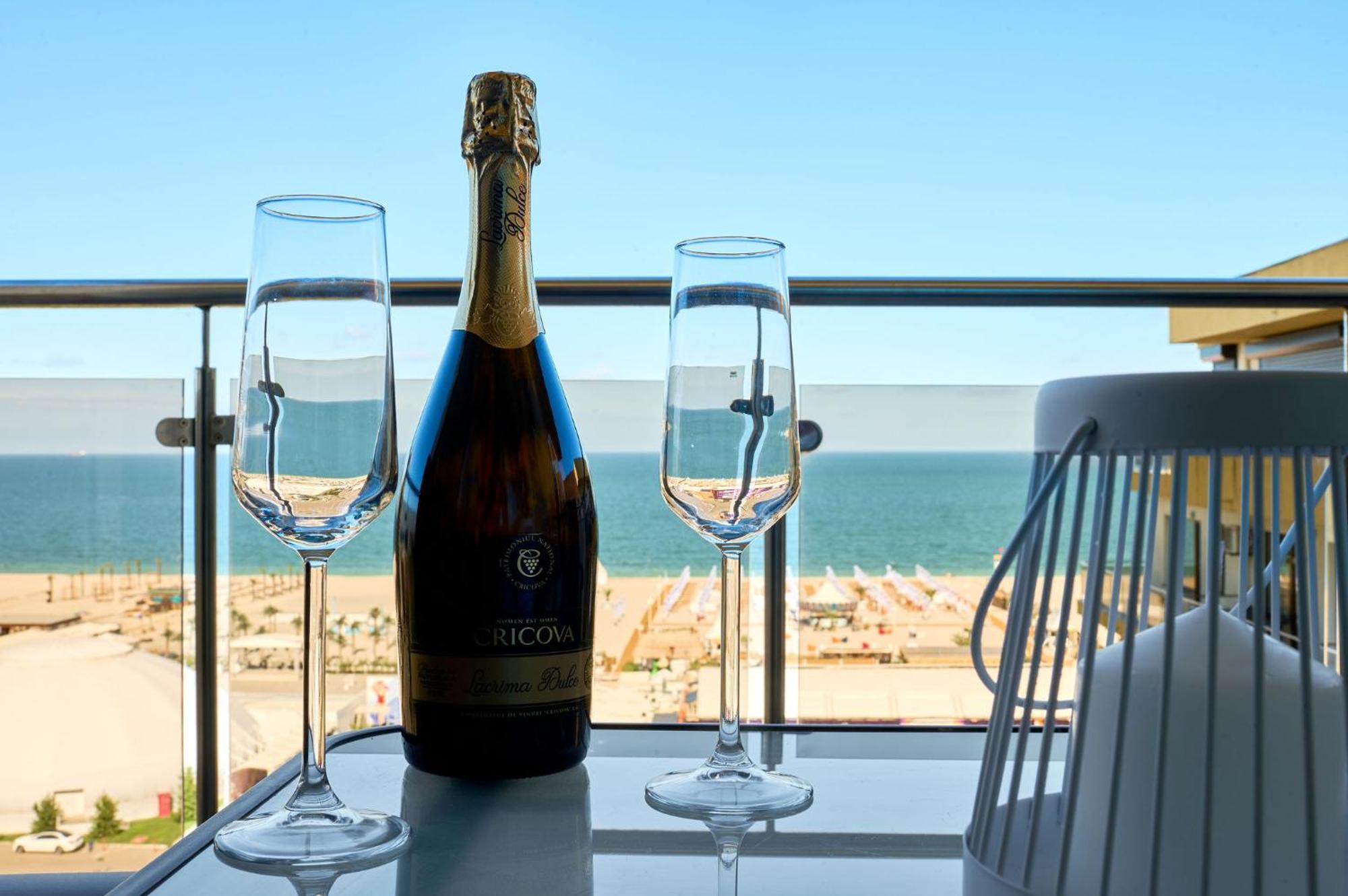 Apartament Summerland Vedere La Mare Mamaia Bagian luar foto